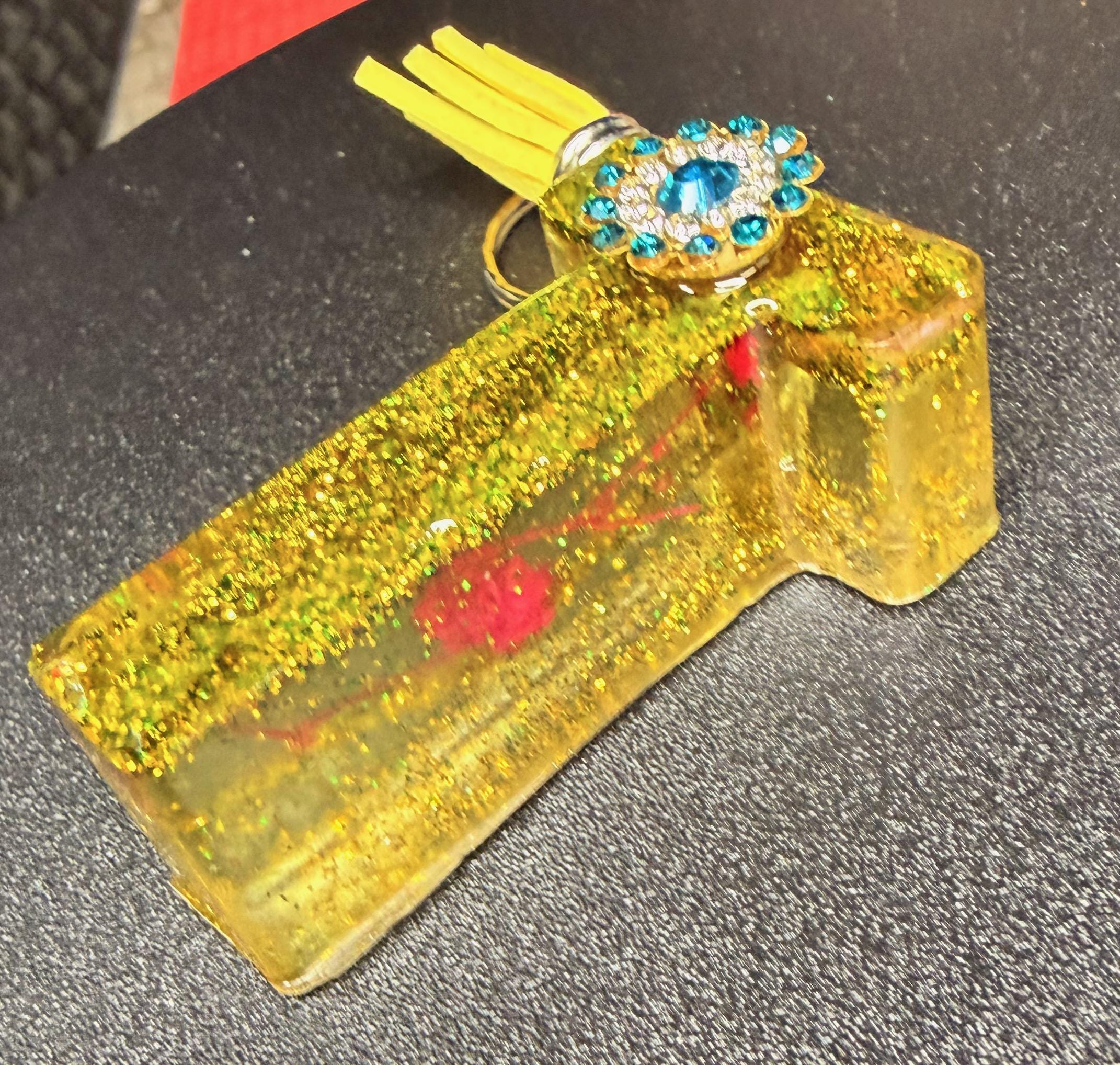 KEY RINGS LETTER T