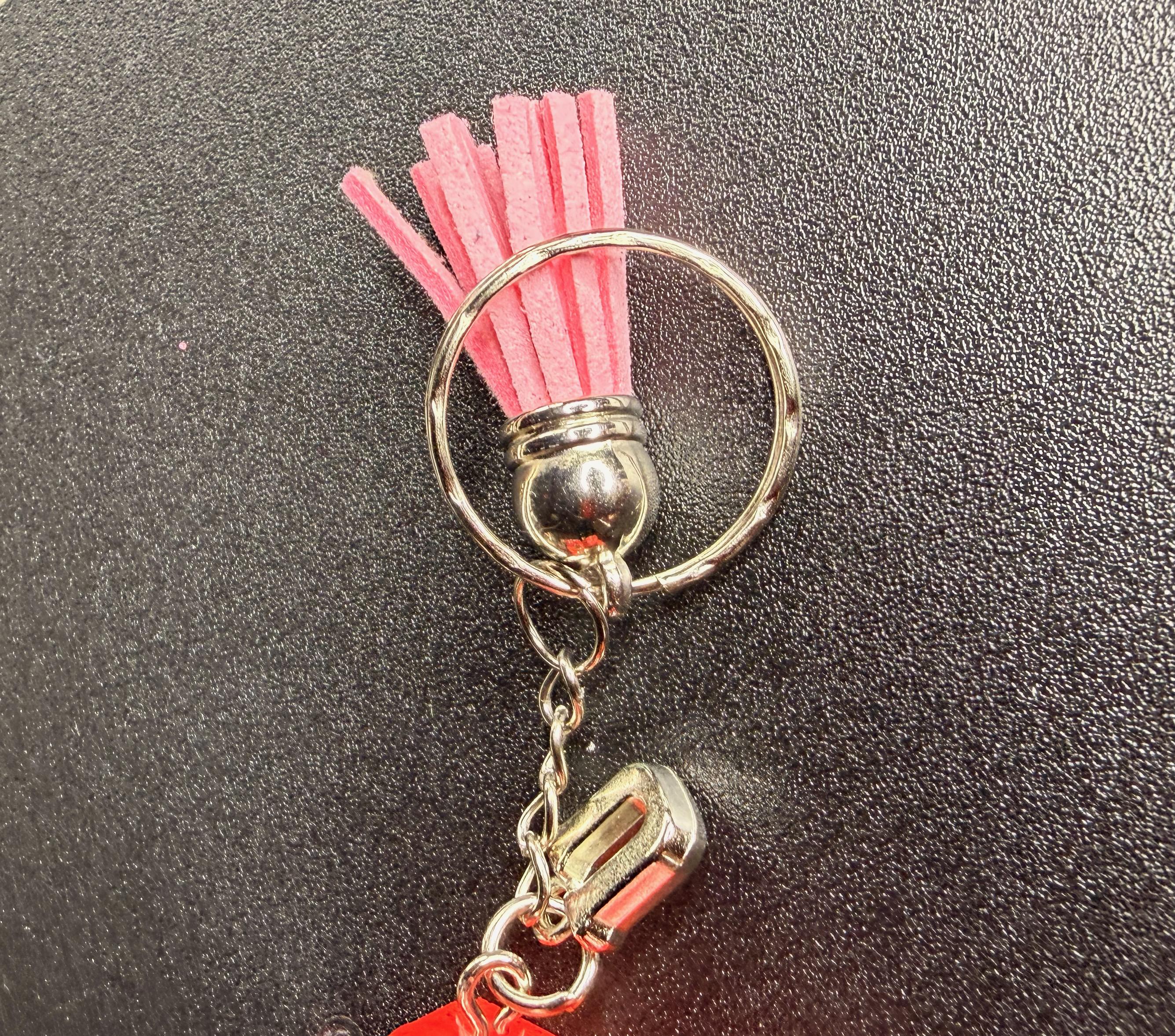 KEY RINGS LETTER U