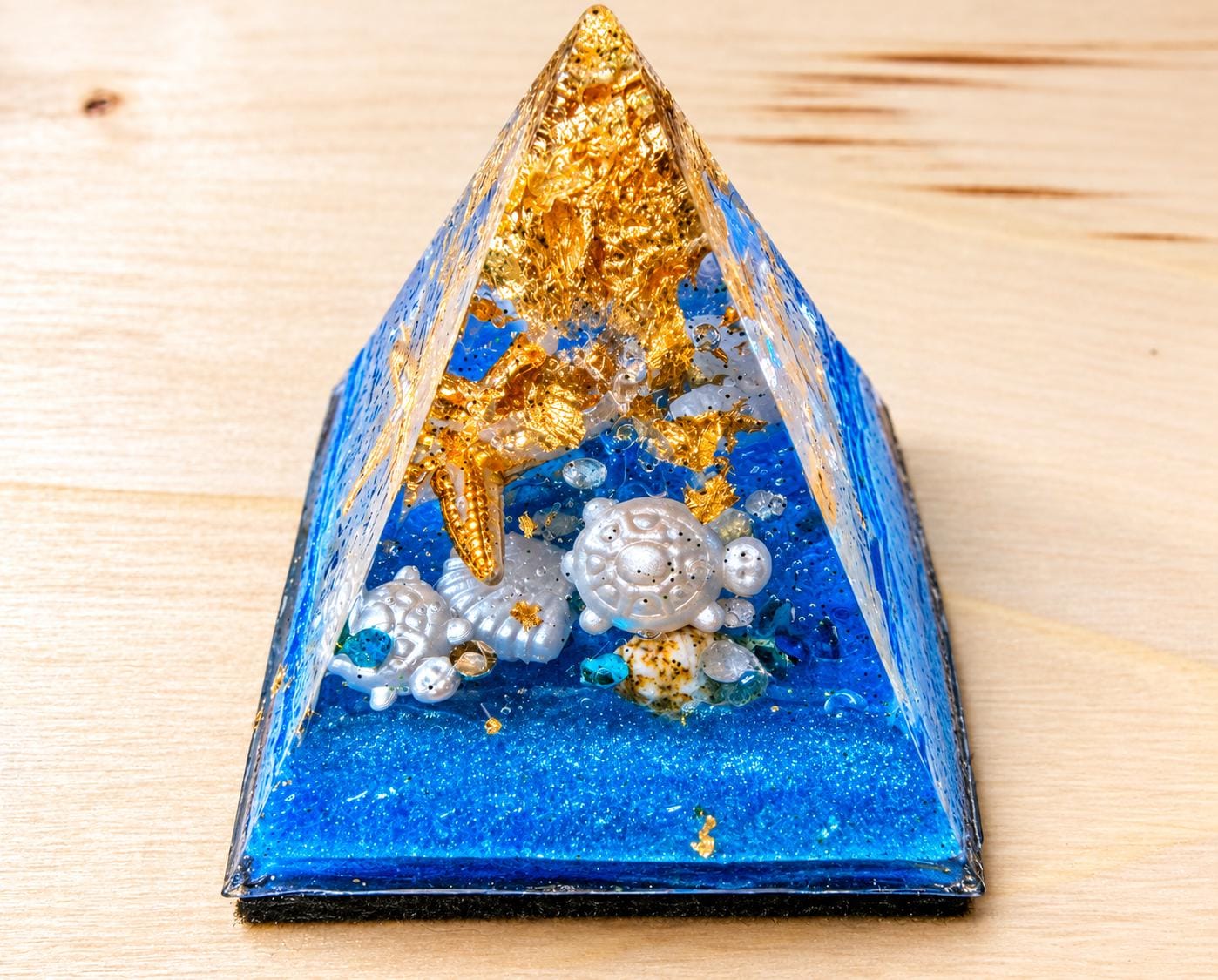 OCEAN TREASURE RESIN