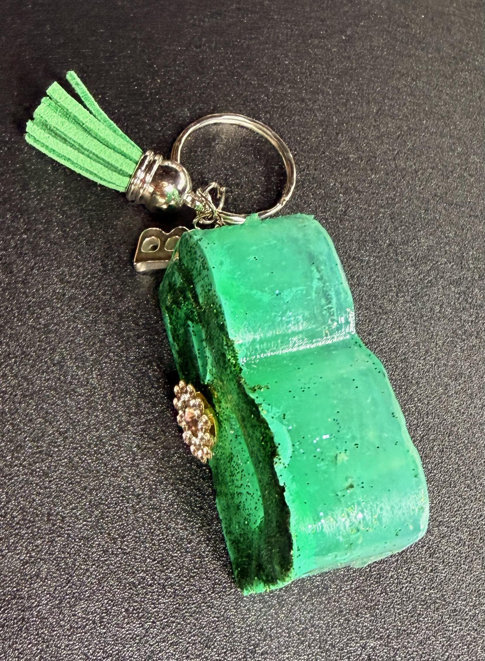 KEY RINGS LETTER B