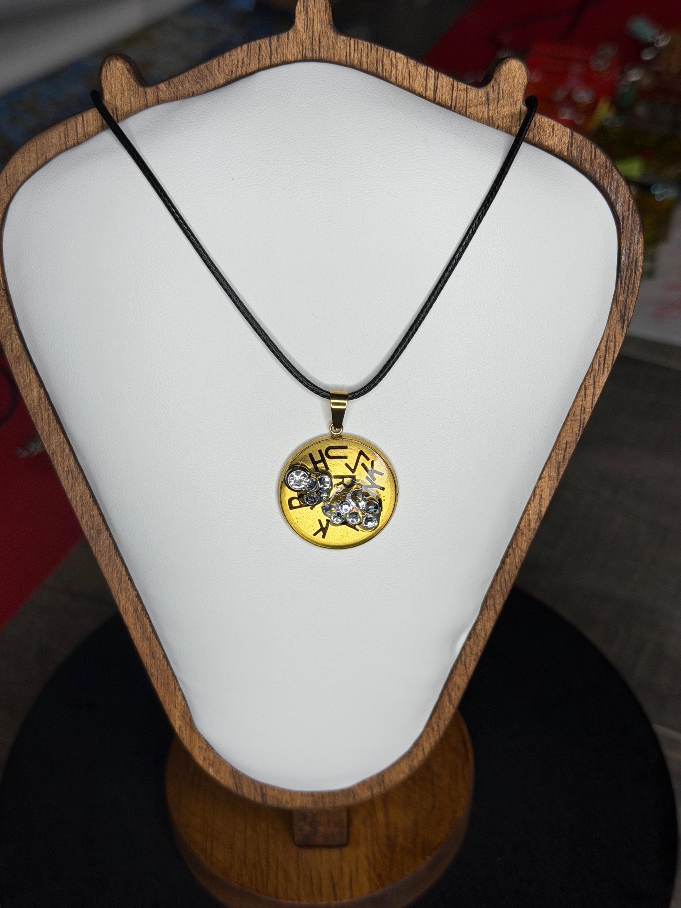 PENDANT WITH LETTERS